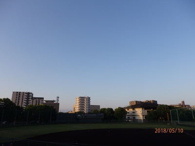 P5100649 午前６時、快晴のもと今年の早起き野球が開幕