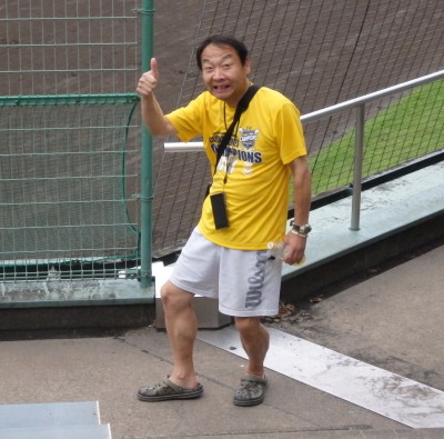 P7240327　ＲＫＫラジオ大田黒浩一の今日も元気の中で早起き野球の結果をアナウンスされます